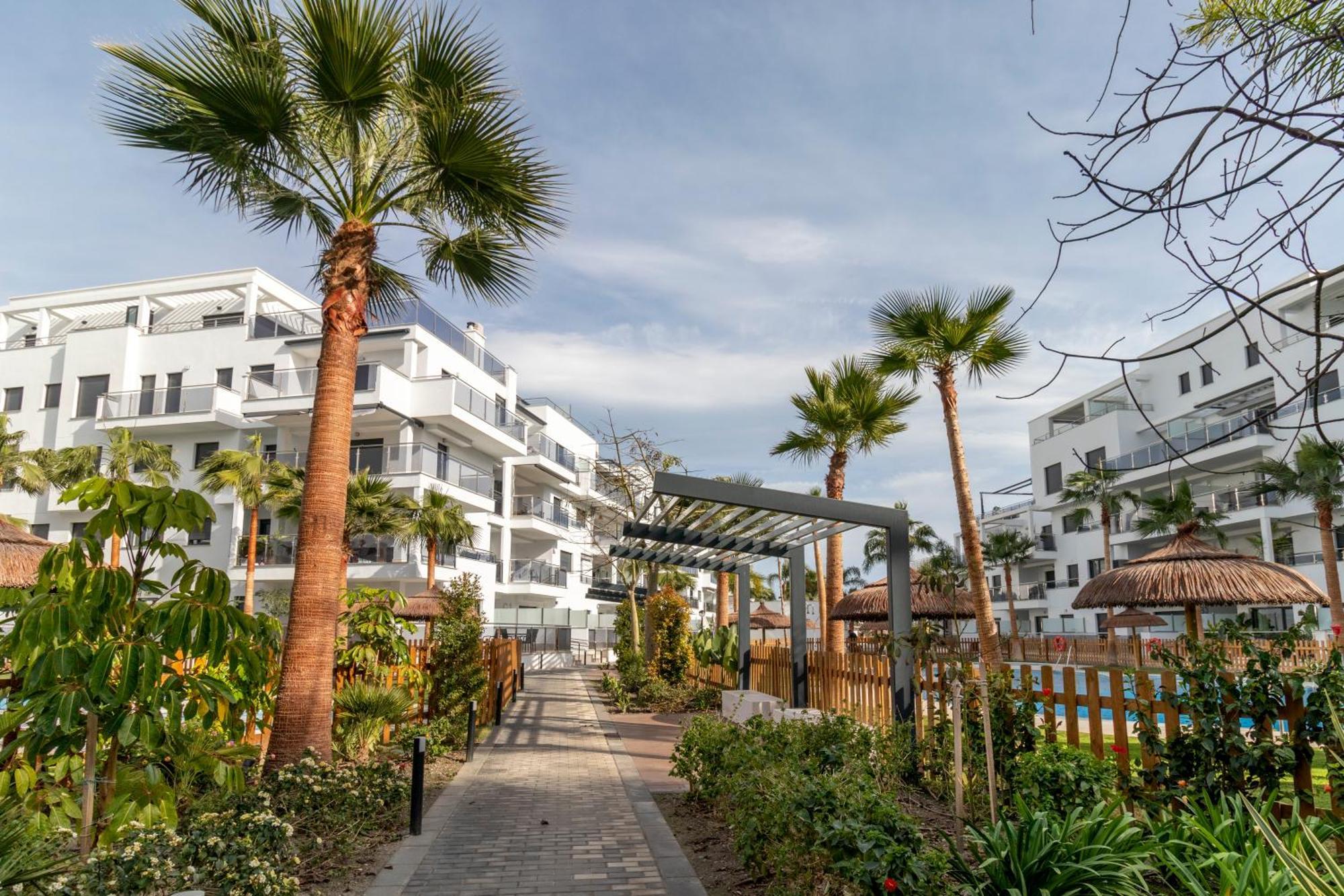 Rentitspain Apartamento En Aguacate A Minutos Del Golf Motril Luaran gambar